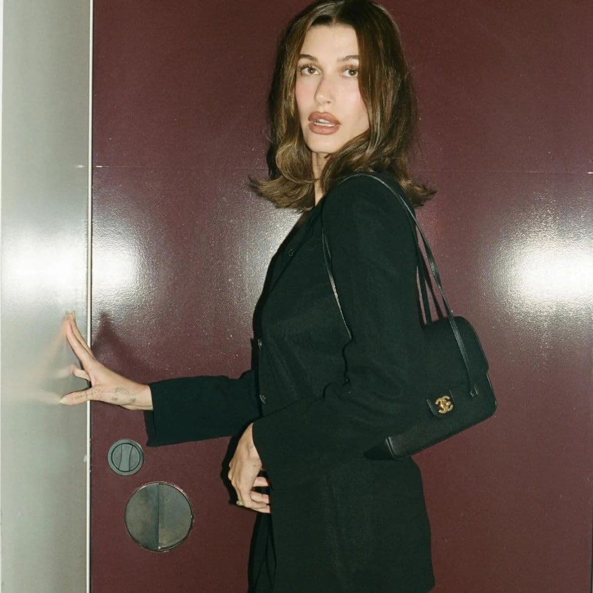  It's Official: These are the Next 7 Designer It Bags, As Decided By the Most Stylish It Girls  